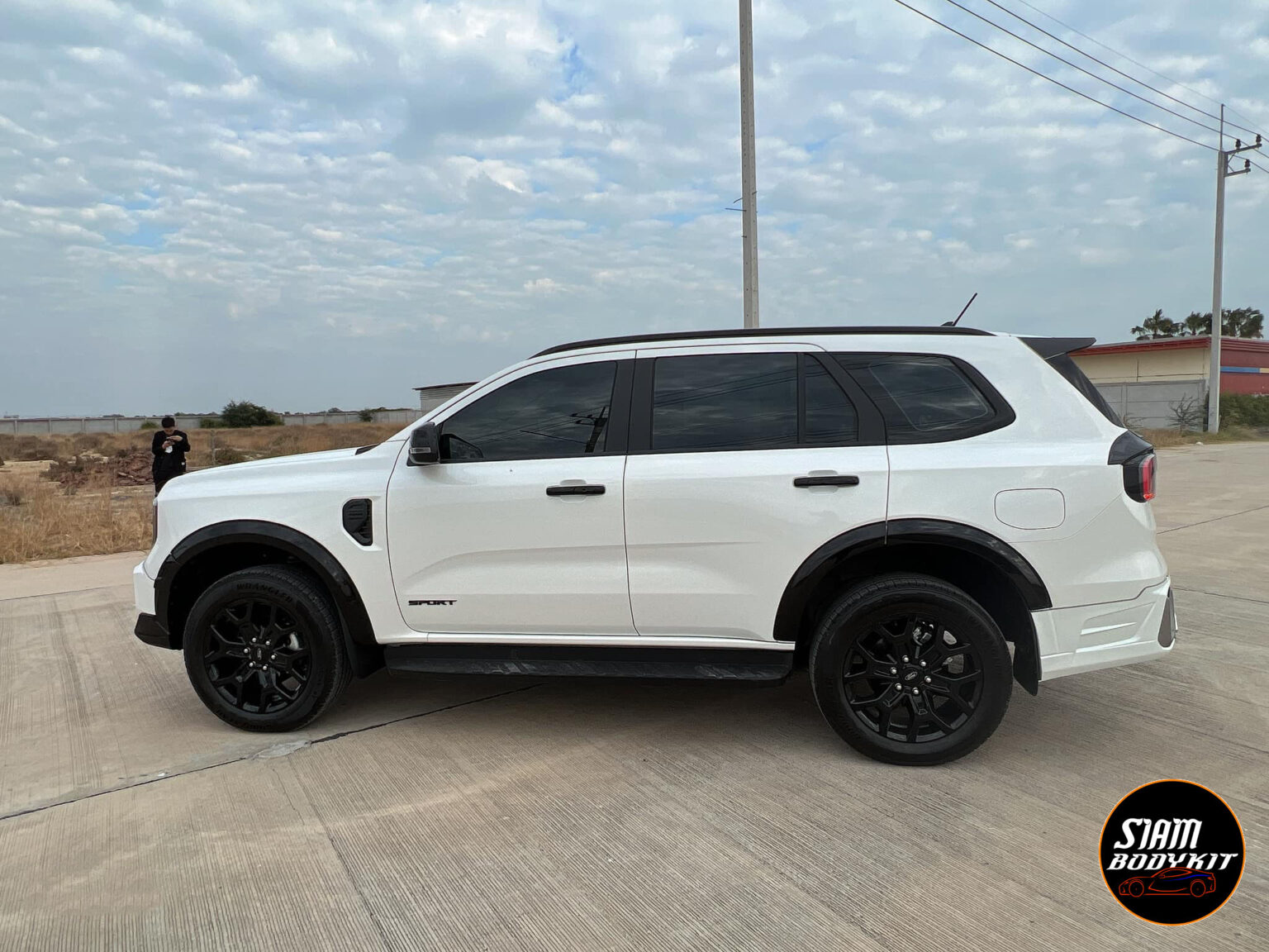 Rider V2 Bodykit for Ford Everest Next Gen 2023 (Painted Color)